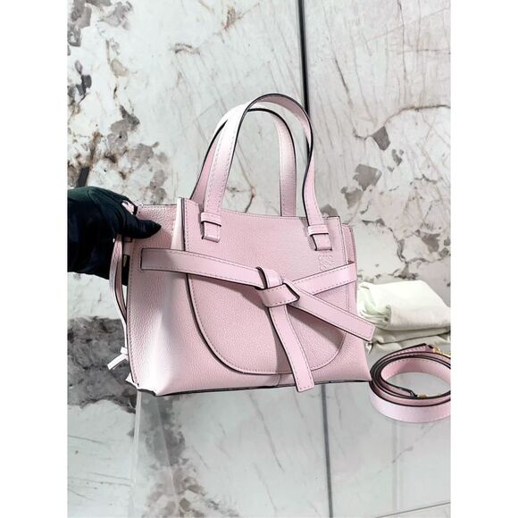 Loewe Women Pre-Loved Bag Very Good Condition - Picture 6 of 9